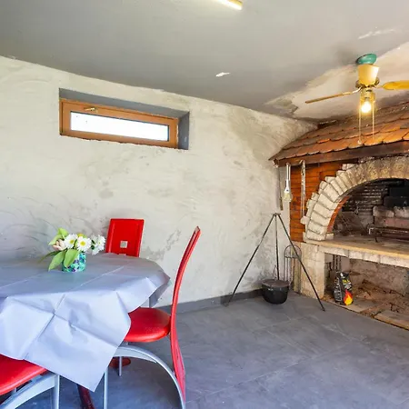 Cadjo With Private Pool - Happy Ferienhaus