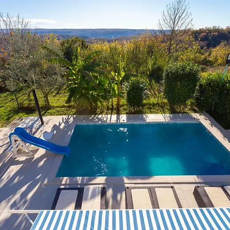 Casa vacanze Cadjo With Private Pool - Happy