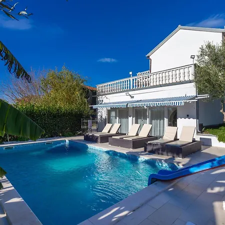 Casa vacanze Cadjo With Private Pool - Happy Brtonigla
