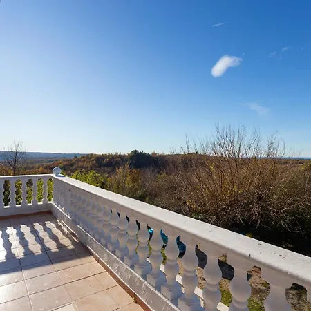 Cadjo With Private Pool - Happy Casa vacanze Brtonigla