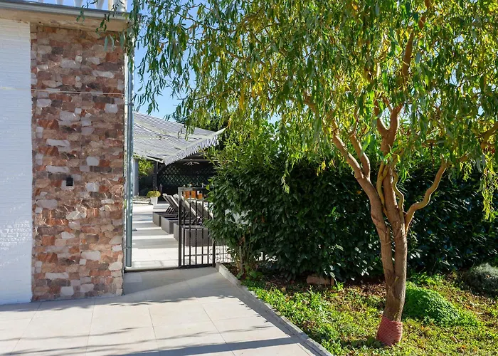 Vikendica Cadjo With Pool - Happy *